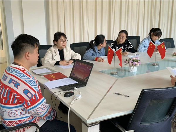 16a603362d1442d982820ee81bb41874.jpg 16a603362d1442d982820ee81bb41874.jpg